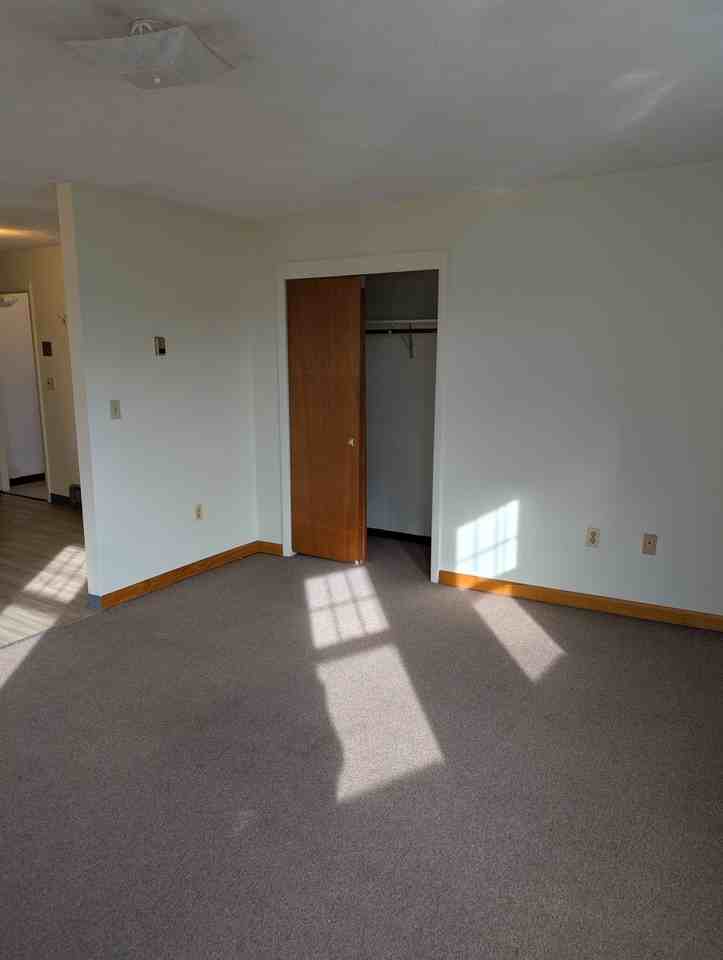 569 Somerville Ave #5 - Photo 7 of 30