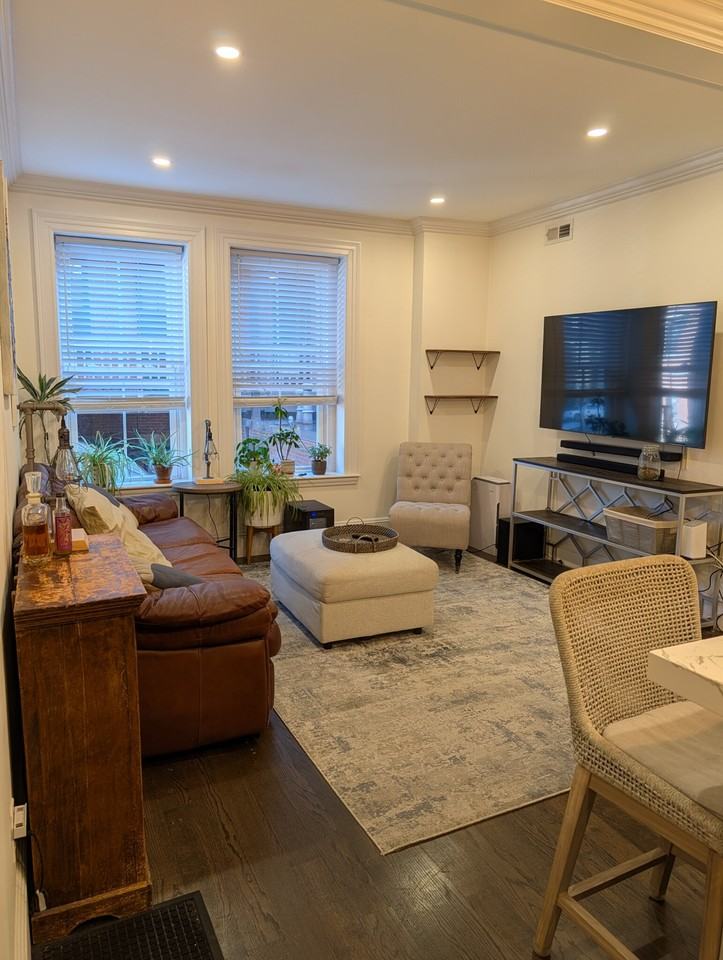 2A Wellington St #3 - Photo 4 of 26