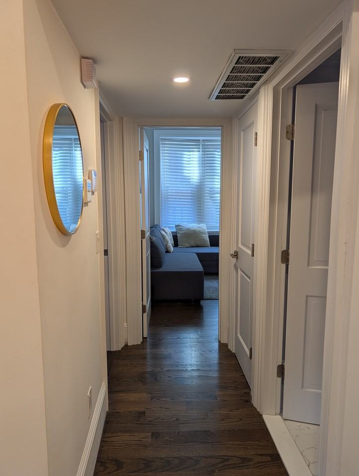 2A Wellington St #3 - Photo 6 of 26