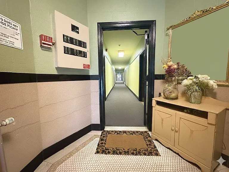 20 Chestnut St #205 - Photo 6 of 8