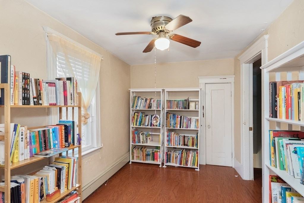 93 Sylvia St - Photo 6 of 17