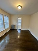 7502 N Hoyne Ave #1st - Photo 1 of 1