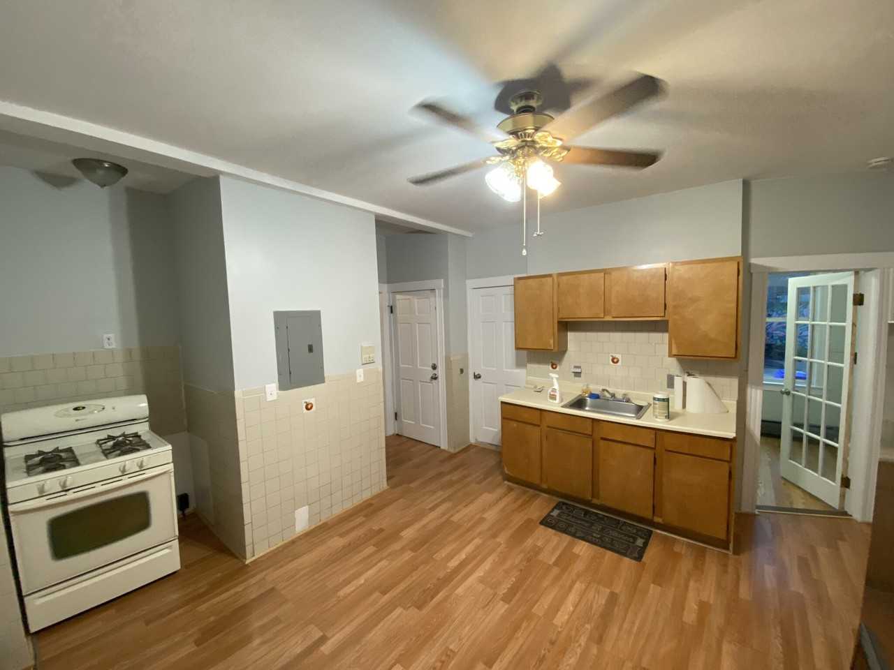 63 Marshfield St #1 - Photo 5 of 21