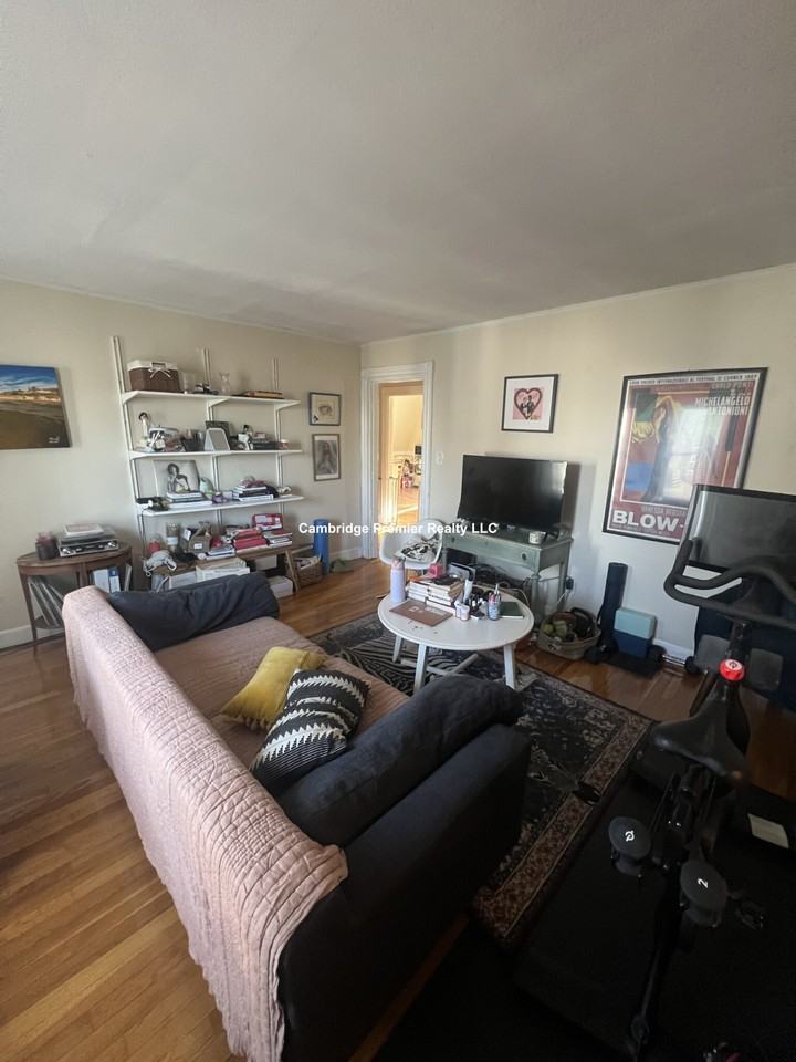 Charnwood Rd #3 - Photo 7 of 26