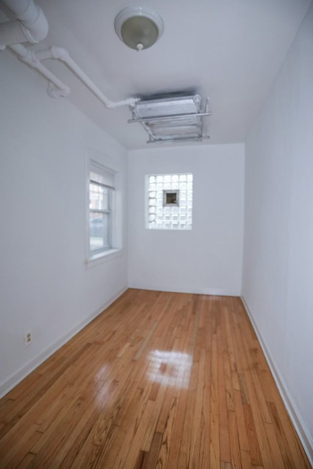 2453 W Gunnison St #G - Photo 7 of 11