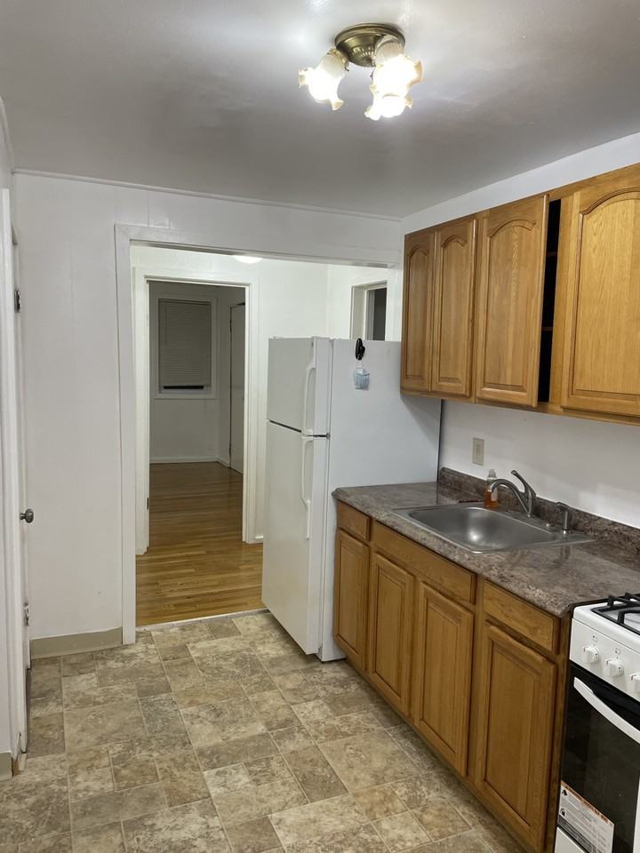 14 Boston St #1 - Photo 2 of 10