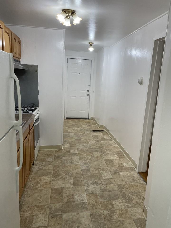 14 Boston St #1 - Photo 3 of 10