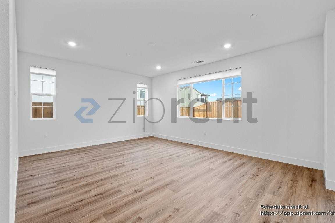 5694 Loray Ln #A - Photo 6 of 23