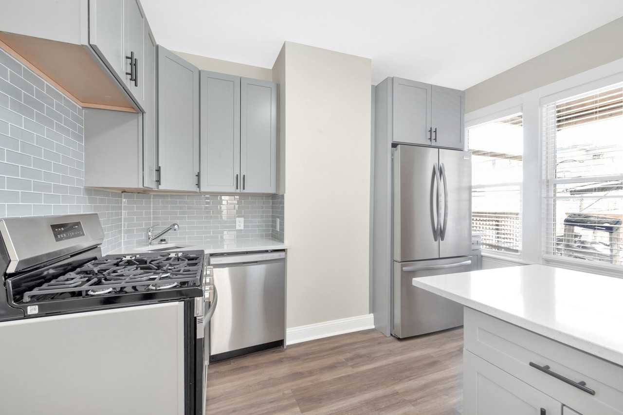 16 O St #2 - Photo 4 of 20