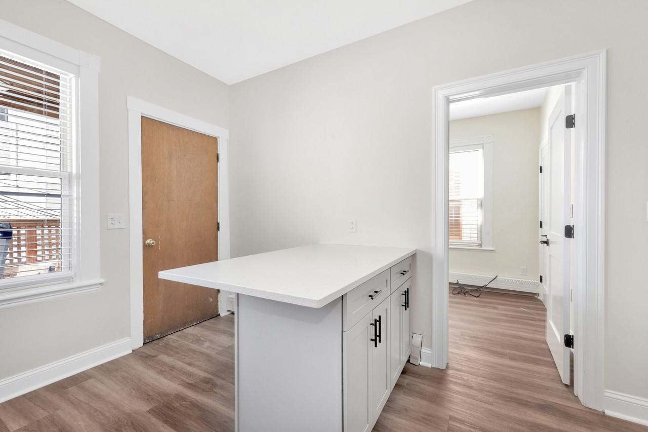 16 O St #2 - Photo 5 of 20