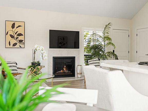 4000 Rio Rd #9 - Photo 5 of 25