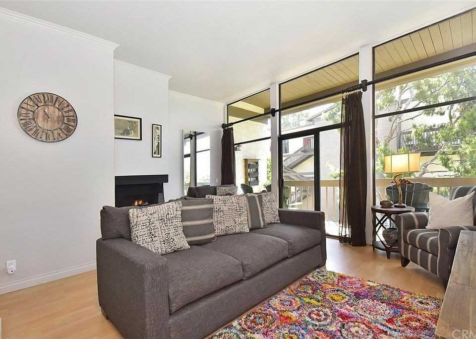 7204 Marina Pacifica Dr S - Photo 3 of 16