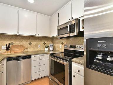 7204 Marina Pacifica Dr S - Photo 4 of 16