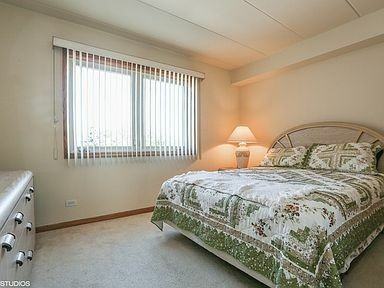 12799 Saint Andrews Ct - Photo 4 of 11