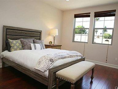 14242 Burbank Blvd #203 - Photo 3 of 13