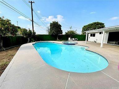 23010 Sunset Crossing Rd - Photo 3 of 15