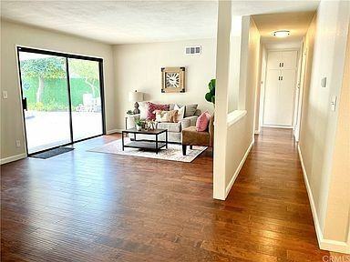 23010 Sunset Crossing Rd - Photo 4 of 15