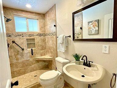 23010 Sunset Crossing Rd - Photo 5 of 15