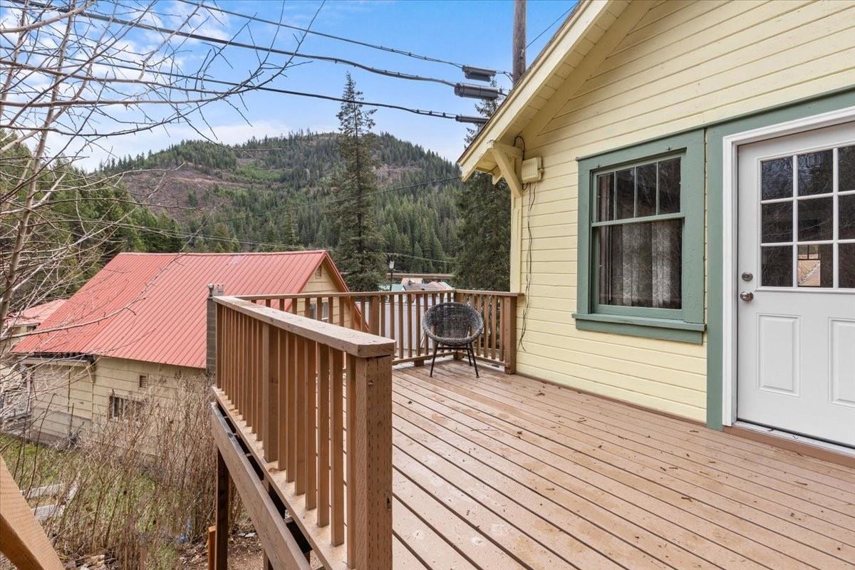 1144 Canyon Ave - Photo 5 of 20