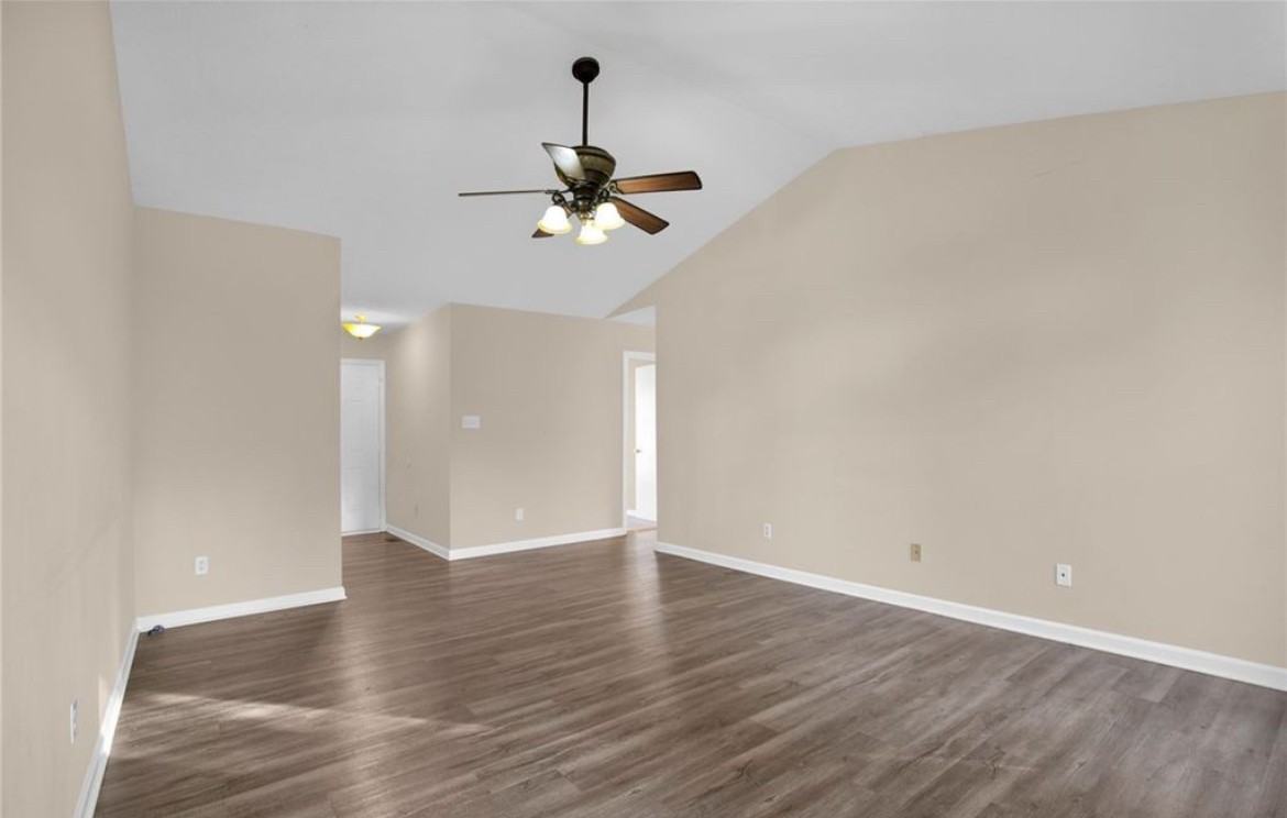 1332 Oak Knolls Dr #NA - Photo 4 of 25