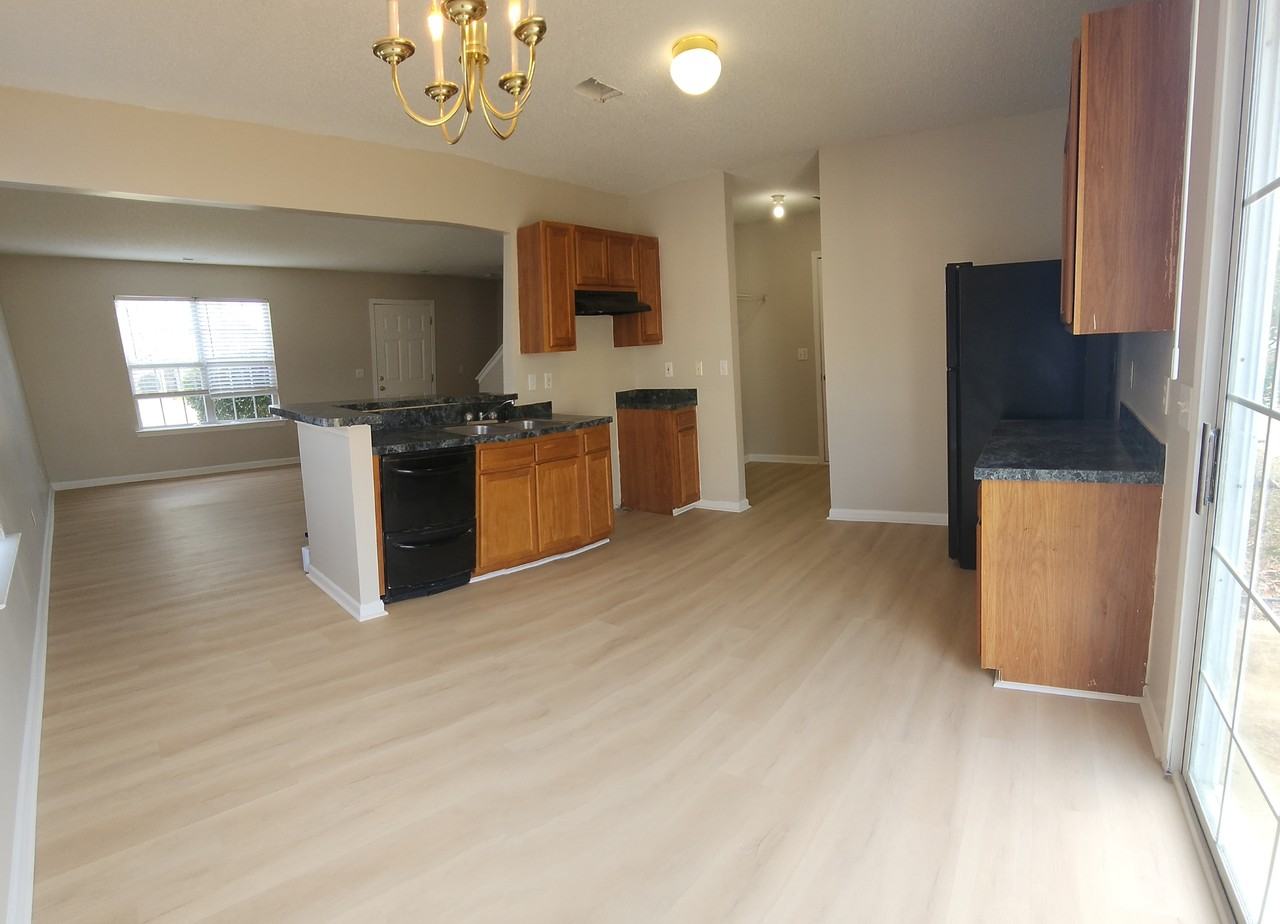 1113 Waverly Place Dr #NA - Photo 5 of 22