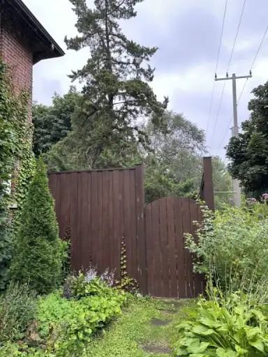 420 Albertus Ave - Photo 3 of 30