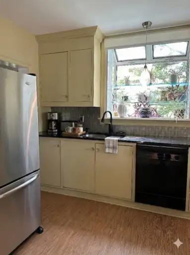 420 Albertus Ave - Photo 7 of 30