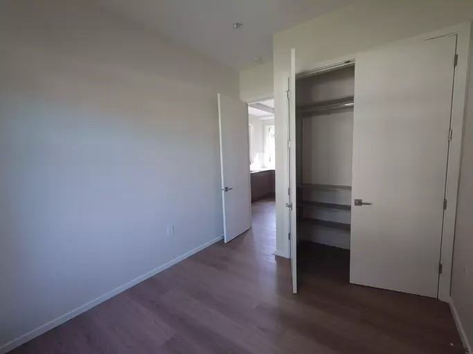 6000 Skaha Cres #6000A - Photo 3 of 6