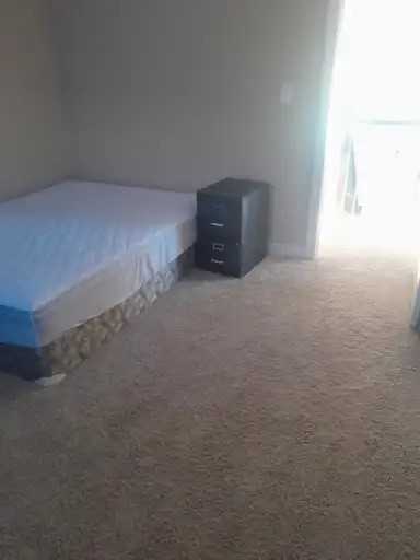 11612 18 Ave Sw #11612 - Photo 2 of 9