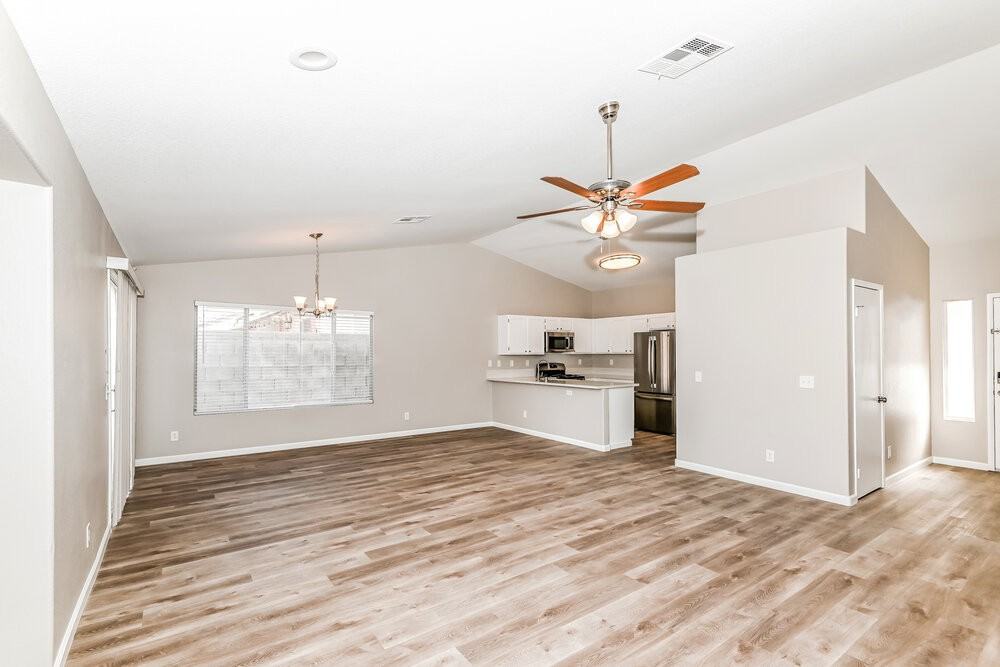 5025 Vista Del Rancho Way - Photo 4 of 16