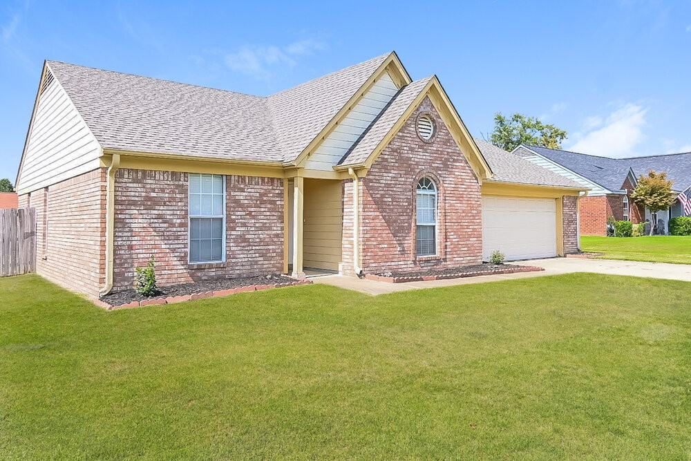 9161 Preakness Dr - Photo 2 of 25