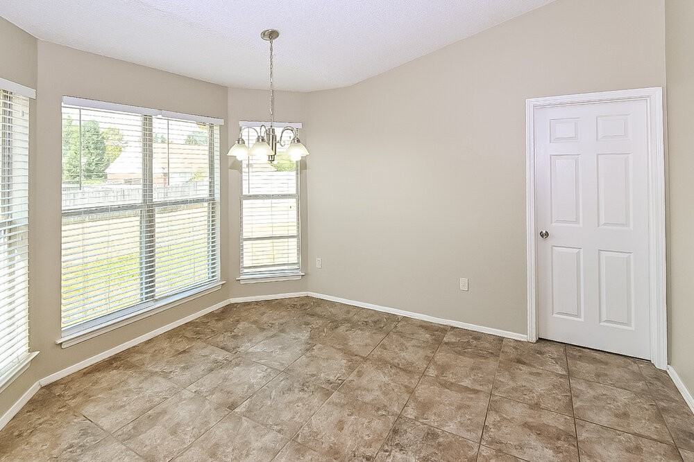 9161 Preakness Dr - Photo 7 of 25