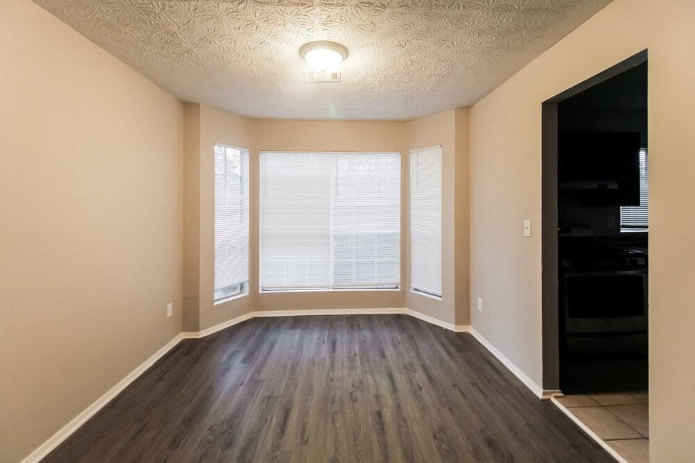 7115 Chestnut Ln - Photo 7 of 18