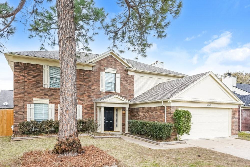 18162 Holly Green Dr - Photo 4 of 17