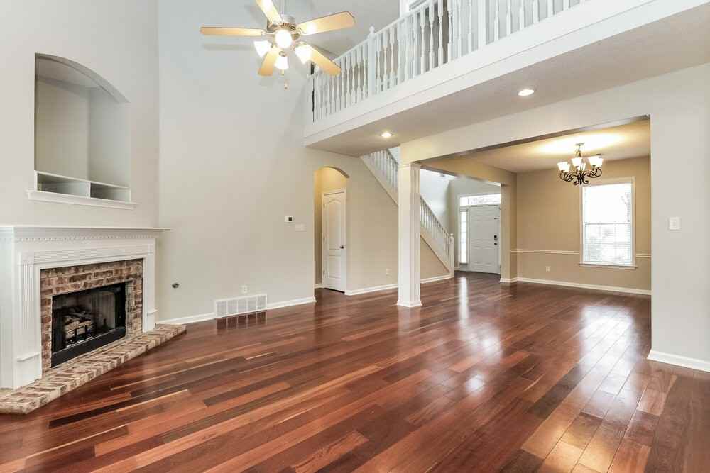 10221 Carly Dr - Photo 5 of 17