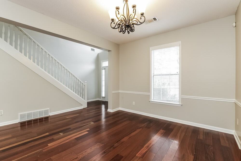 10221 Carly Dr - Photo 6 of 17