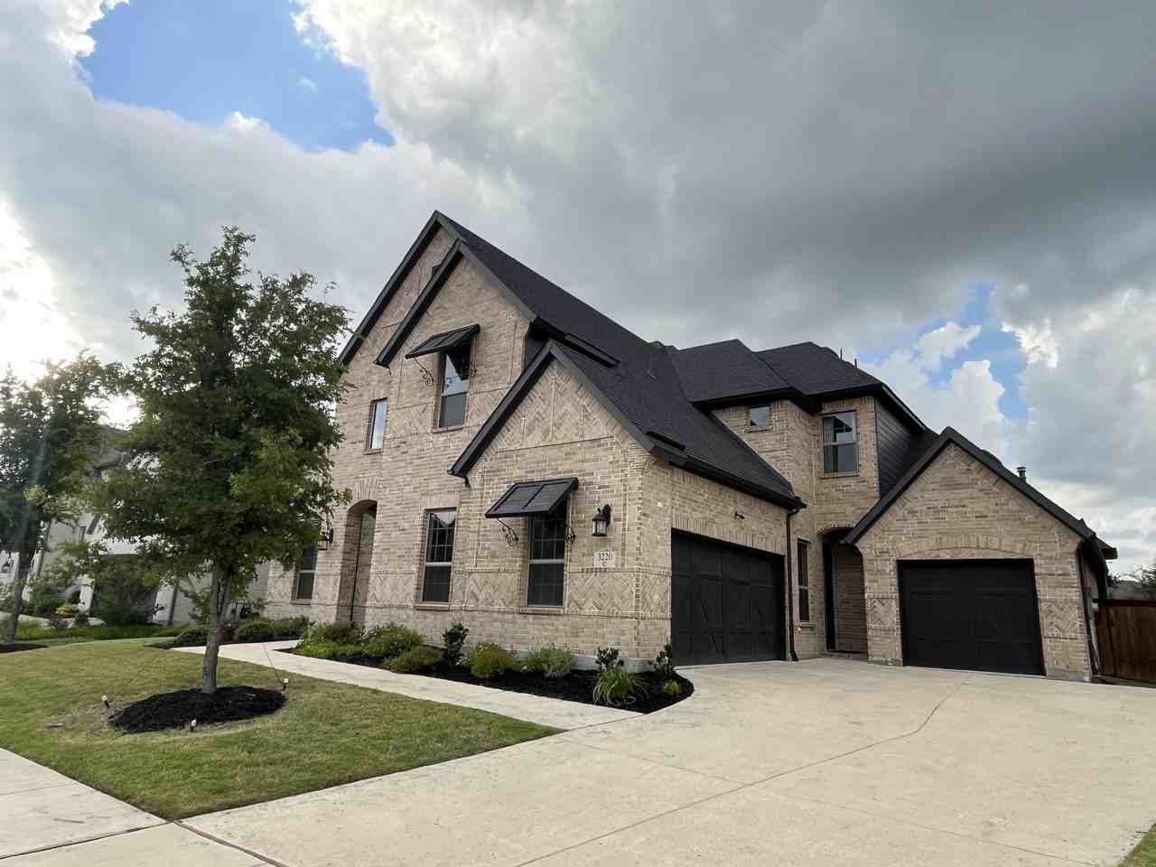 3220 Zenyatta Ct #NA - Photo 2 of 43