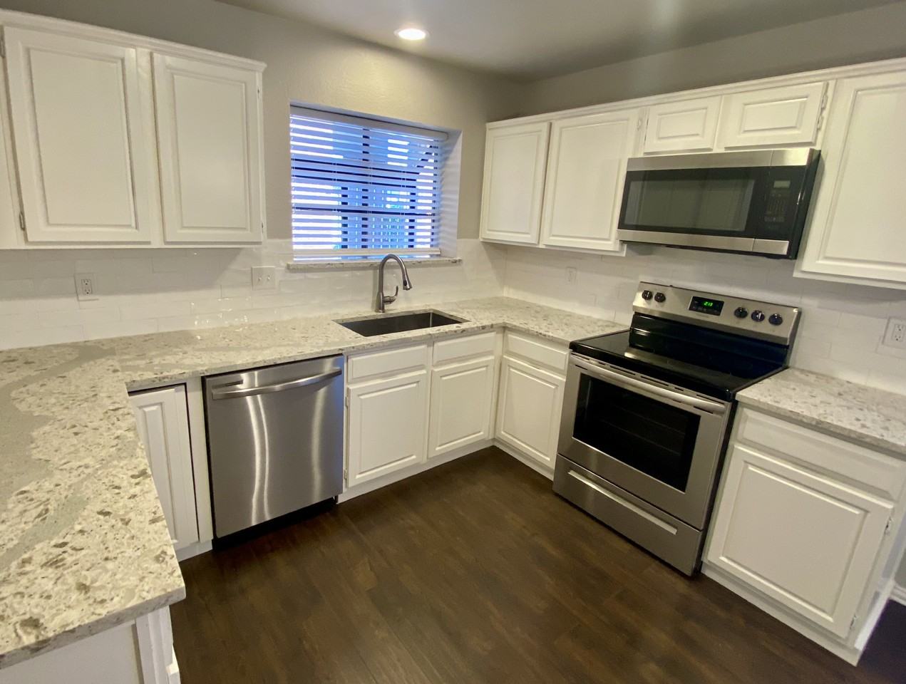 3924 Denham Way #NA - Photo 3 of 14