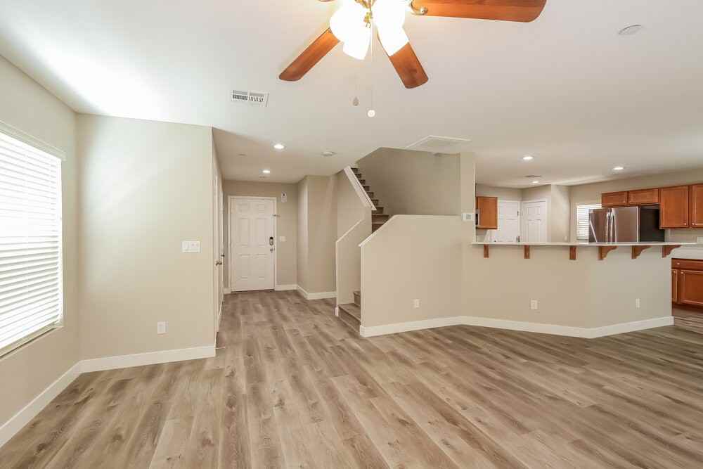 9004 Tropical Tide Ct - Photo 6 of 18