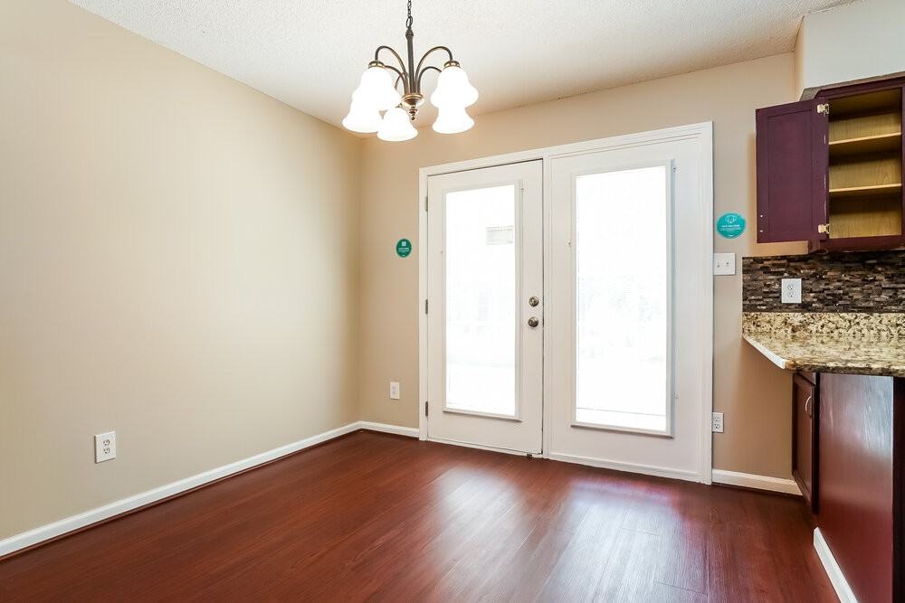 2805 Fernhurst Ct - Photo 7 of 17