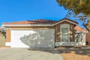 featured image of 1864 Praline Cir