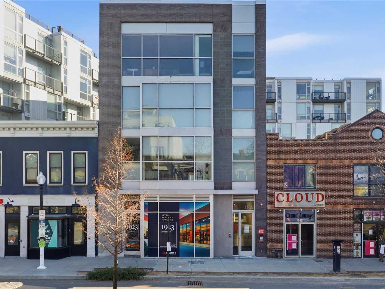 1923 9th St Nw #1 - Photo 3 of 26