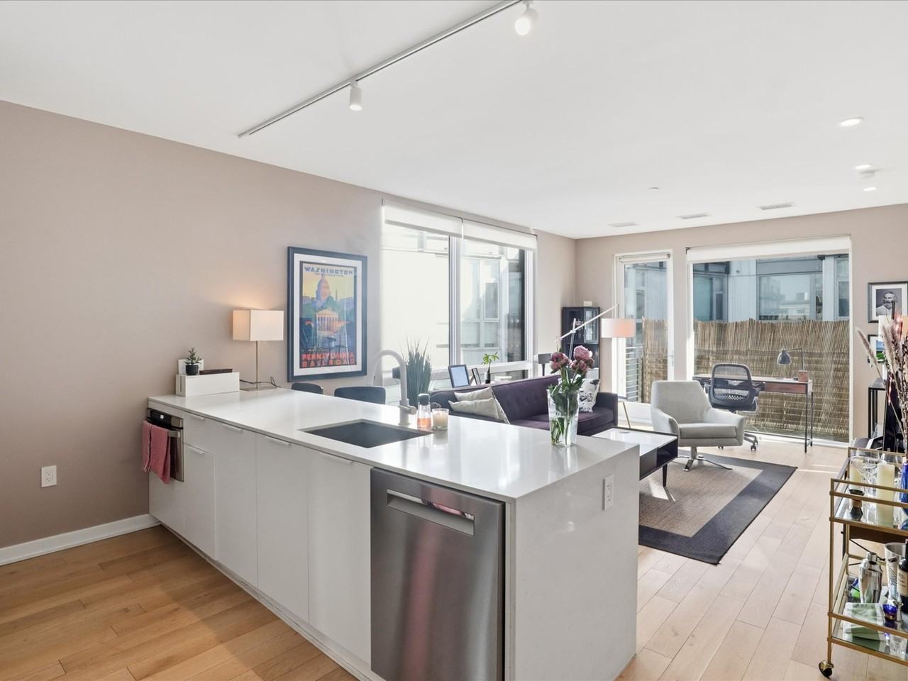 1923 9th St Nw #1 - Photo 5 of 26