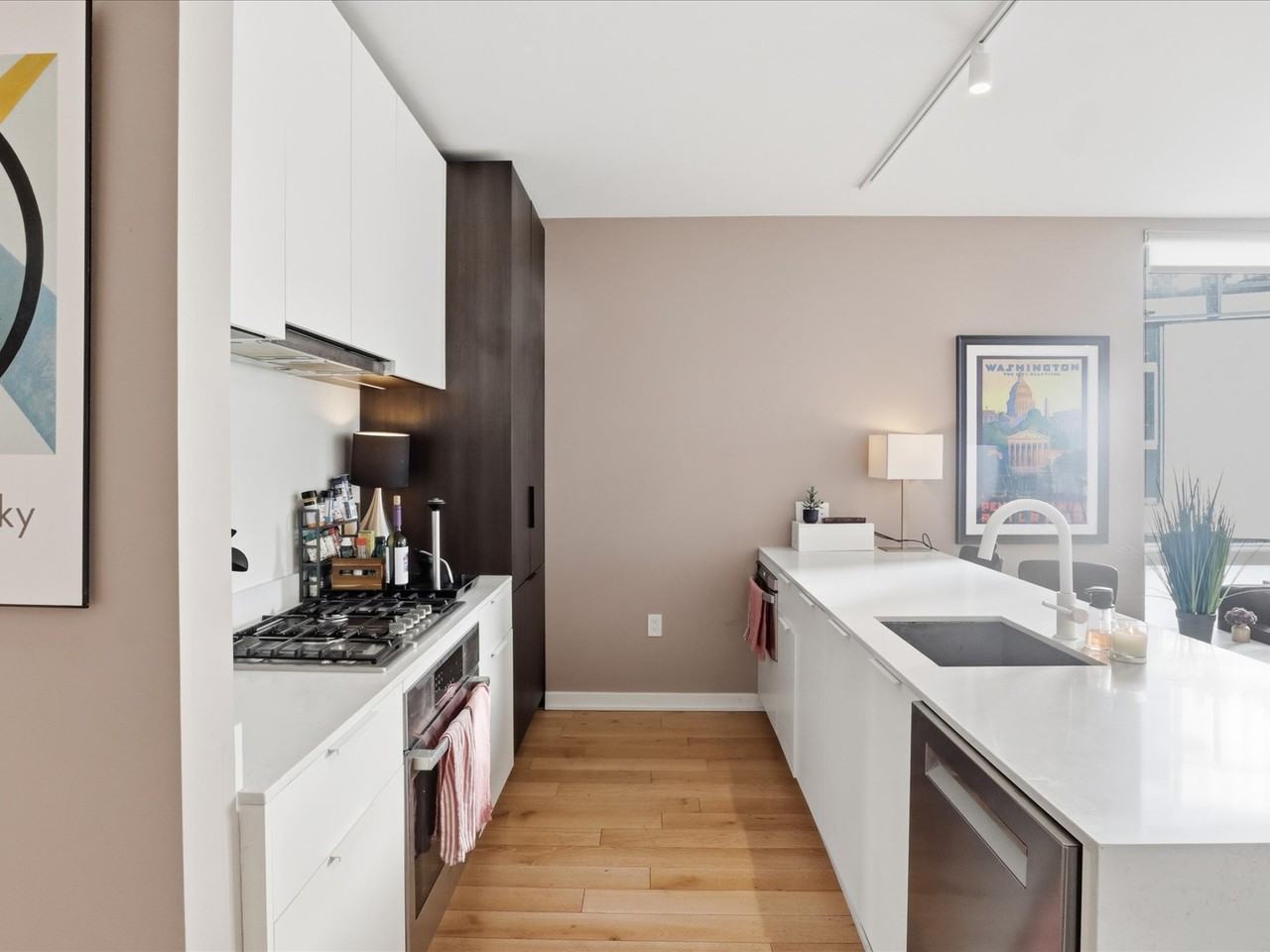 1923 9th St Nw #1 - Photo 6 of 26