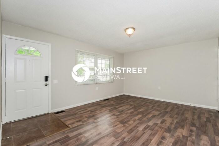 2868 Essex St - Photo 4 of 17