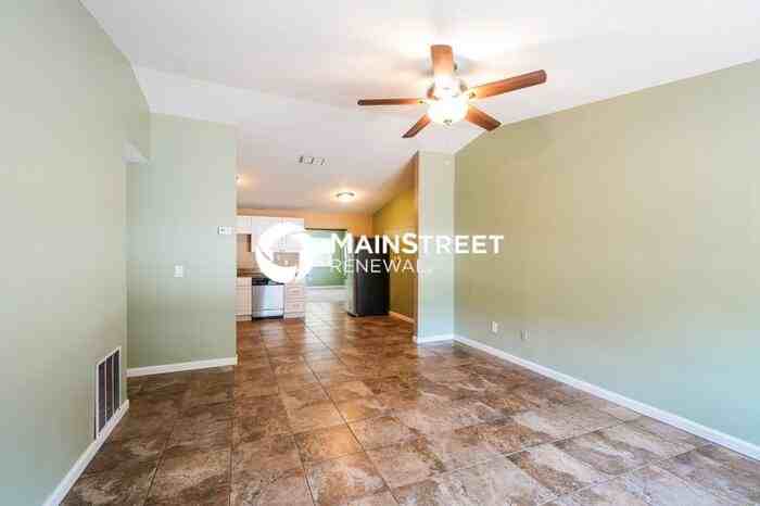 10319 Widgeon Way - Photo 4 of 16