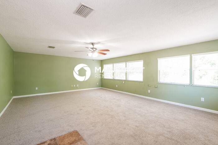 10319 Widgeon Way - Photo 6 of 16