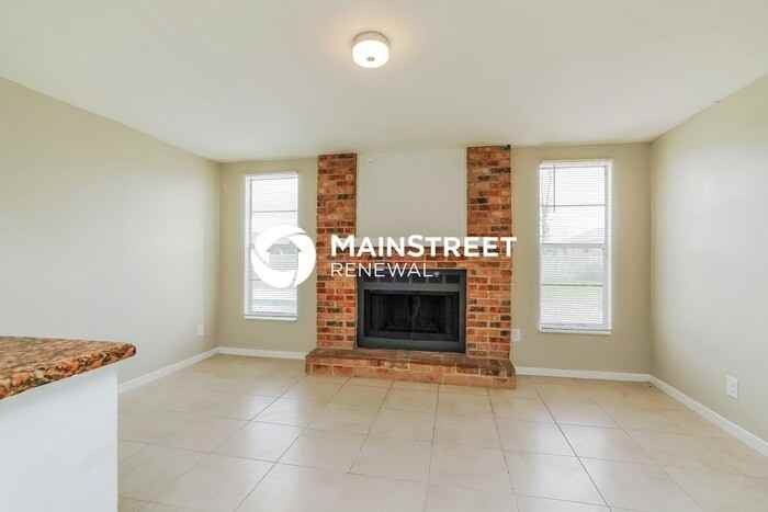 605 Se 35th St - Photo 7 of 16