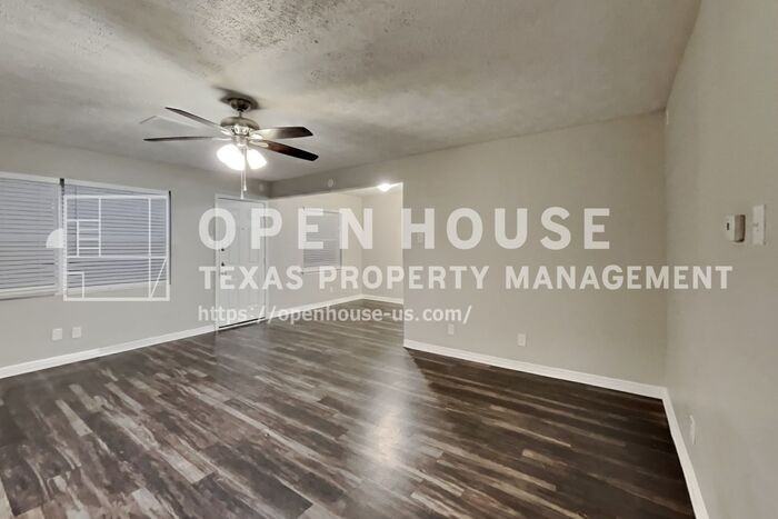 1509 Carroll Dr - Photo 5 of 18