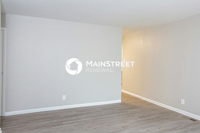 12317 Santa Maria Dr - Photo 2 of 16